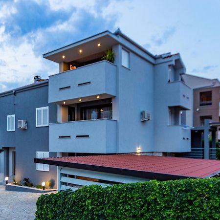 Katina Apartment With Private Pool Zadar Ngoại thất bức ảnh