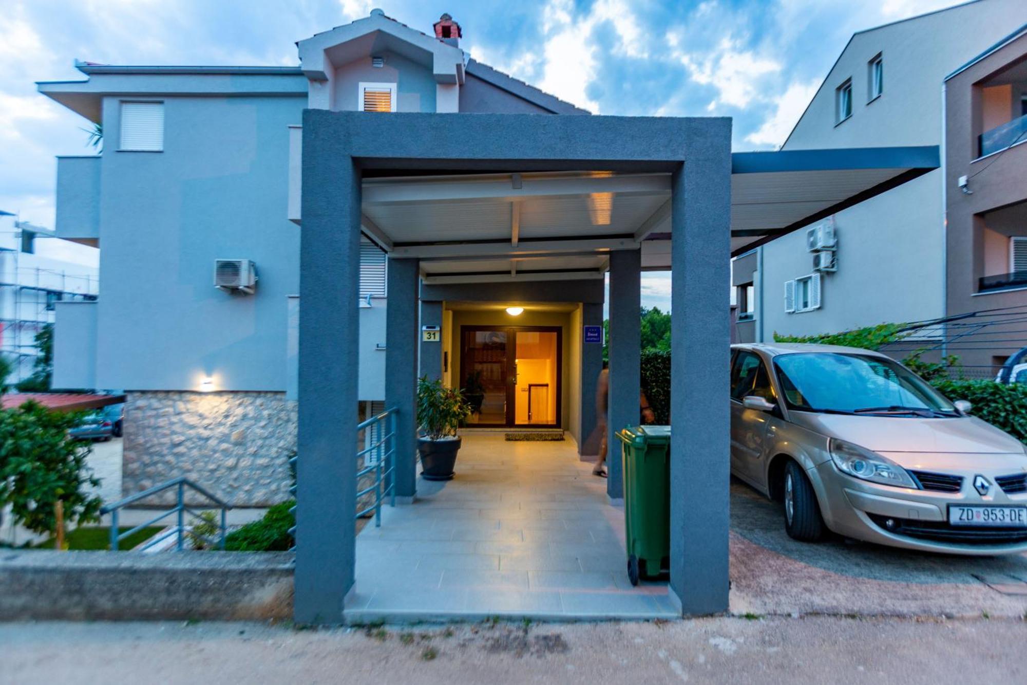 Katina Apartment With Private Pool Zadar Ngoại thất bức ảnh