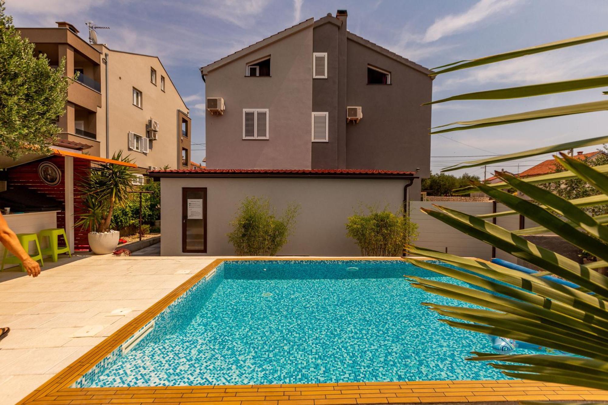 Katina Apartment With Private Pool Zadar Ngoại thất bức ảnh